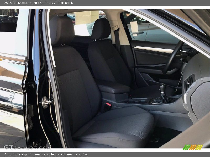 Black / Titan Black 2019 Volkswagen Jetta S