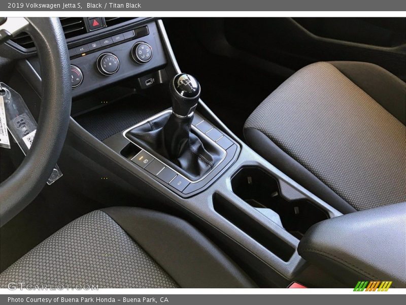 Black / Titan Black 2019 Volkswagen Jetta S