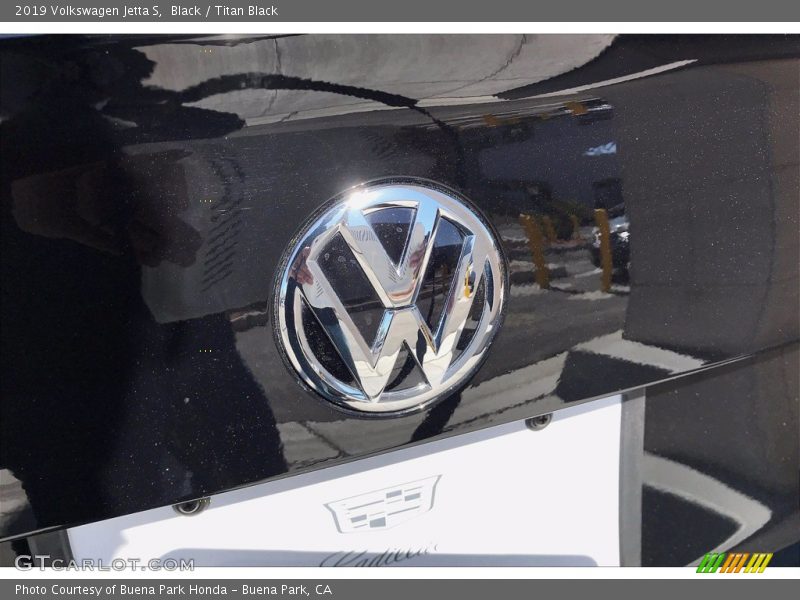 Black / Titan Black 2019 Volkswagen Jetta S