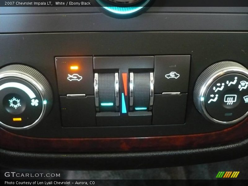 White / Ebony Black 2007 Chevrolet Impala LT