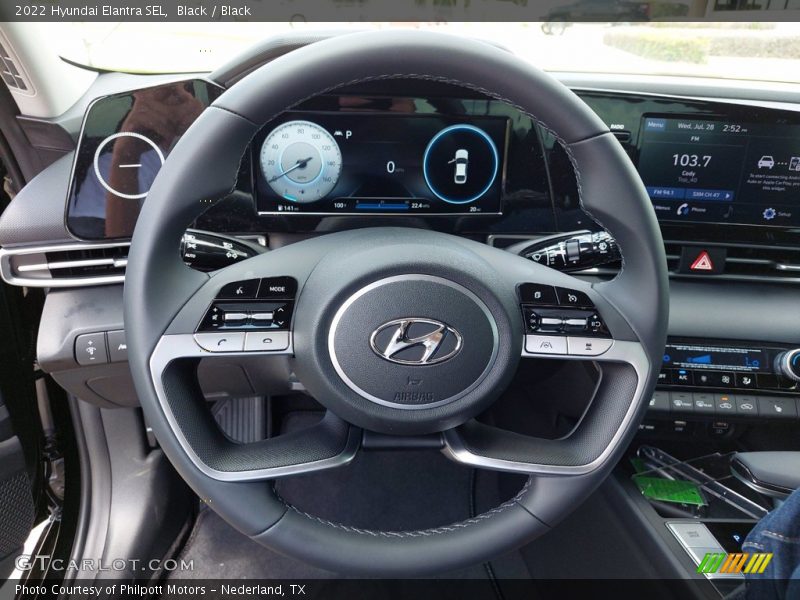 Black / Black 2022 Hyundai Elantra SEL