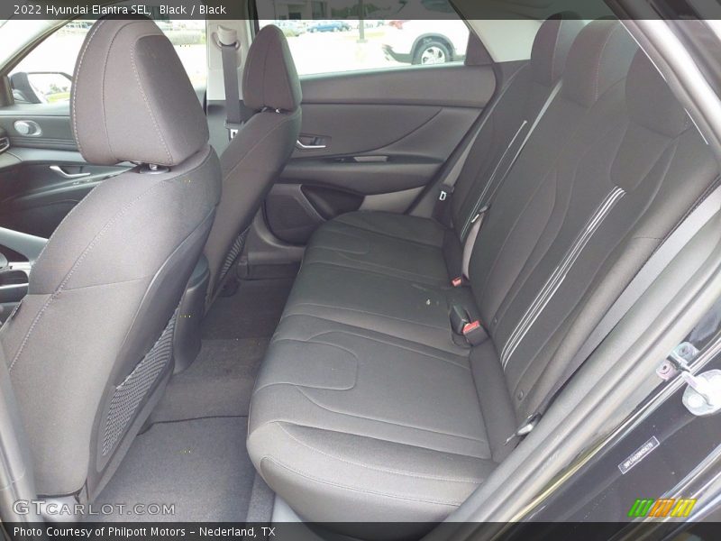 Black / Black 2022 Hyundai Elantra SEL
