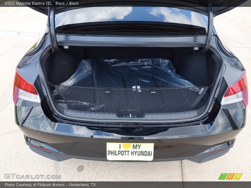 Black / Black 2022 Hyundai Elantra SEL