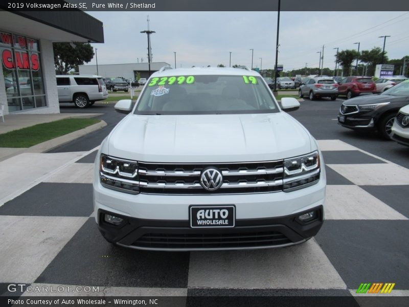 Pure White / Shetland 2019 Volkswagen Atlas SE