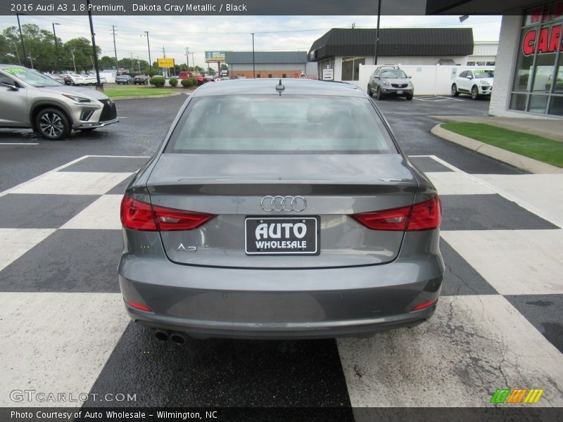 Dakota Gray Metallic / Black 2016 Audi A3 1.8 Premium