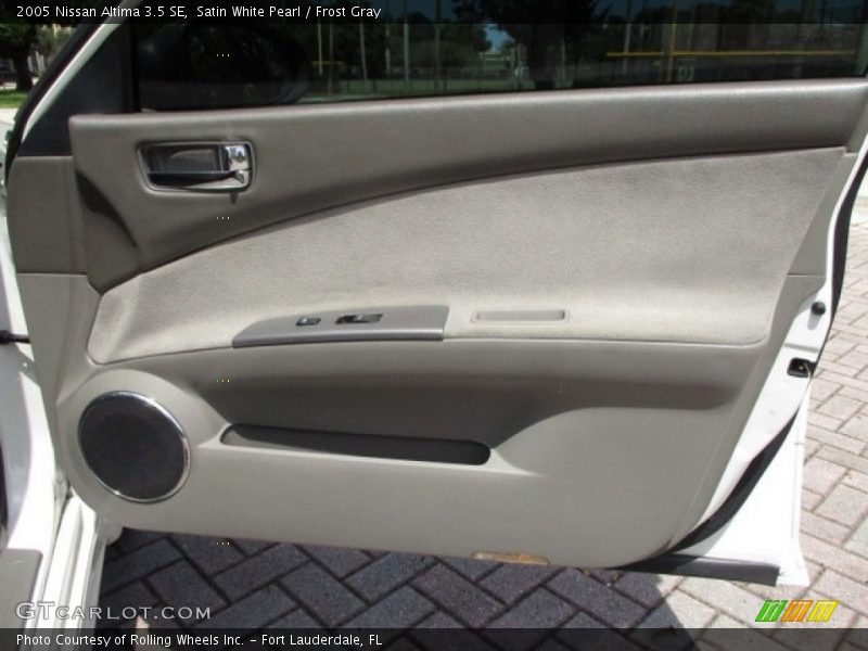 Satin White Pearl / Frost Gray 2005 Nissan Altima 3.5 SE