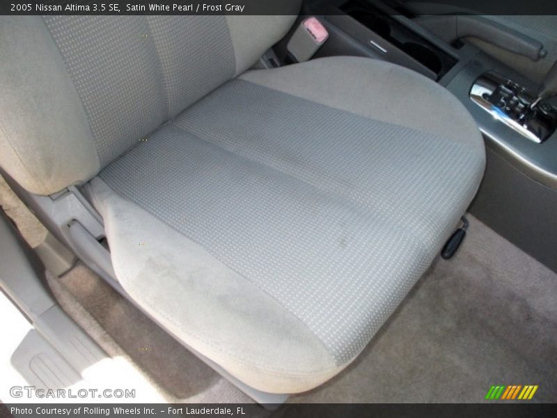 Satin White Pearl / Frost Gray 2005 Nissan Altima 3.5 SE