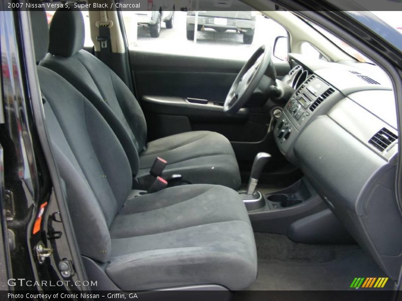 Super Black / Charcoal 2007 Nissan Versa S