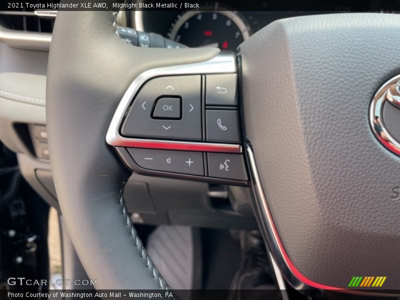  2021 Highlander XLE AWD Steering Wheel
