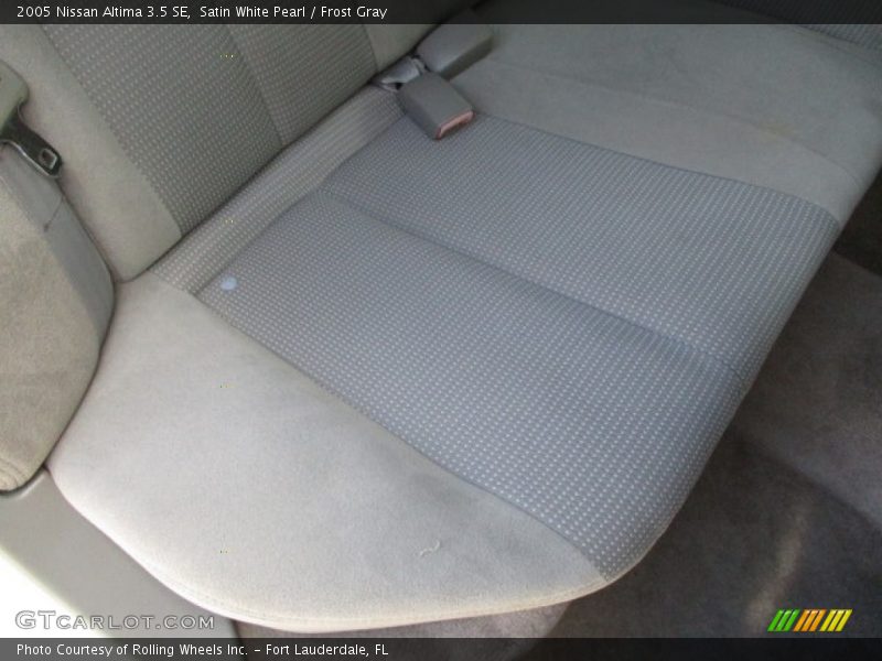 Satin White Pearl / Frost Gray 2005 Nissan Altima 3.5 SE
