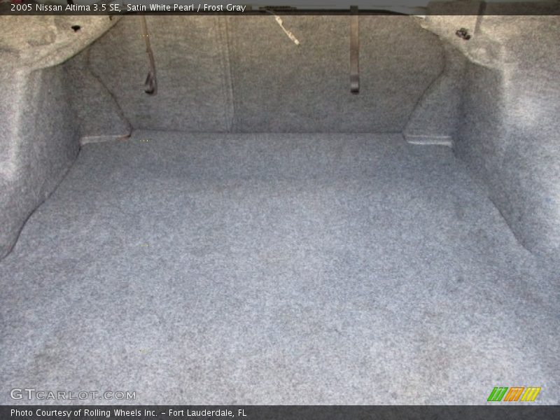Satin White Pearl / Frost Gray 2005 Nissan Altima 3.5 SE