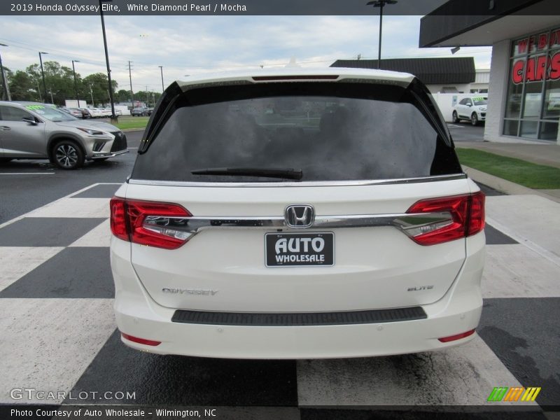 White Diamond Pearl / Mocha 2019 Honda Odyssey Elite