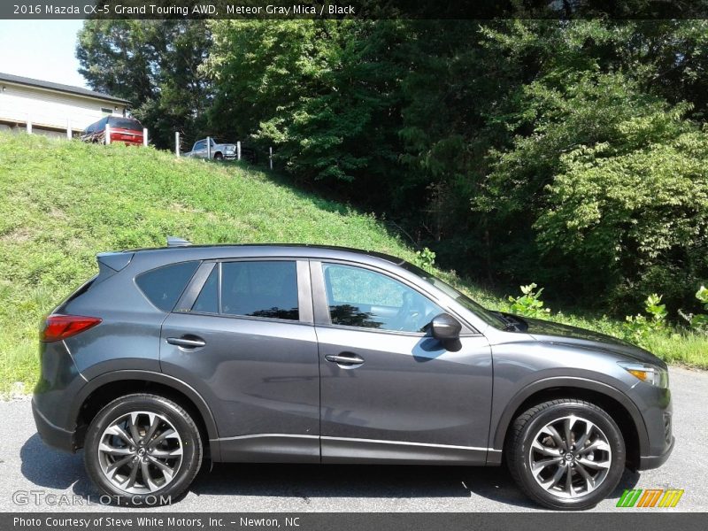 Meteor Gray Mica / Black 2016 Mazda CX-5 Grand Touring AWD