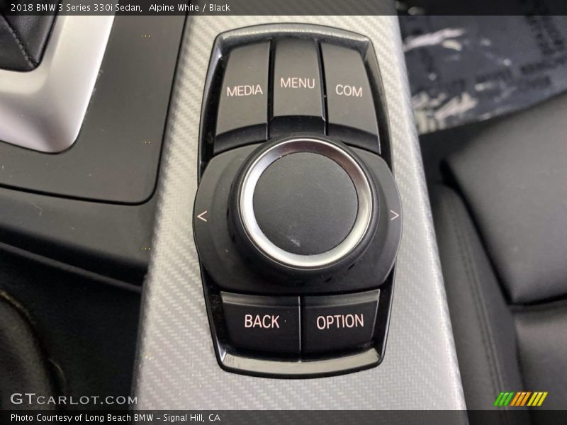 Alpine White / Black 2018 BMW 3 Series 330i Sedan