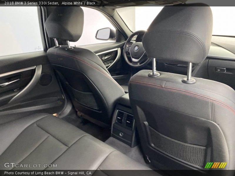 Alpine White / Black 2018 BMW 3 Series 330i Sedan
