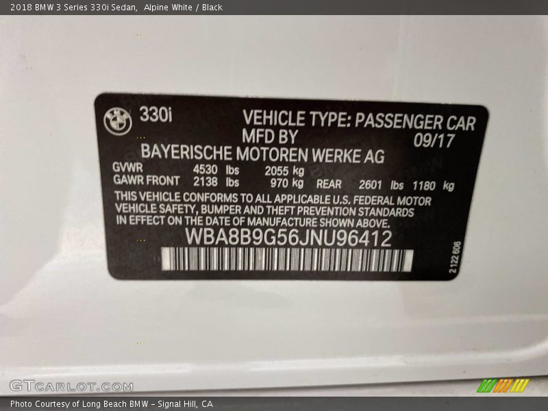 Alpine White / Black 2018 BMW 3 Series 330i Sedan