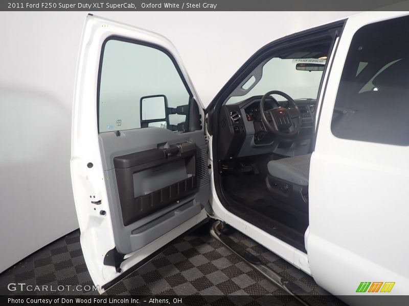 Oxford White / Steel Gray 2011 Ford F250 Super Duty XLT SuperCab