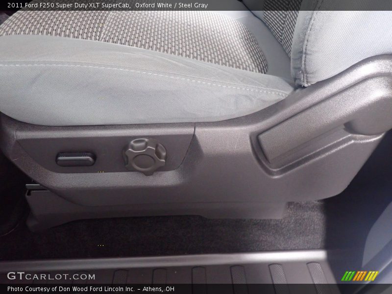 Oxford White / Steel Gray 2011 Ford F250 Super Duty XLT SuperCab