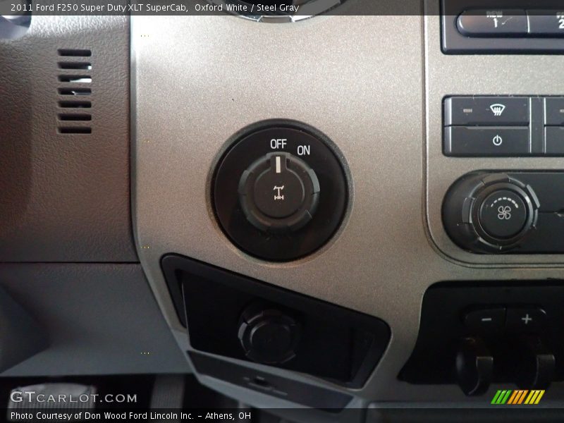 Oxford White / Steel Gray 2011 Ford F250 Super Duty XLT SuperCab