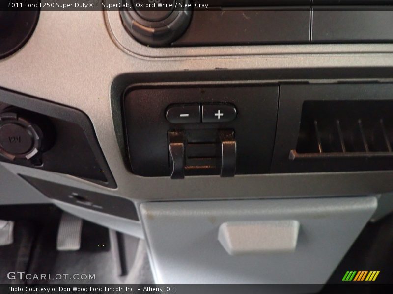 Oxford White / Steel Gray 2011 Ford F250 Super Duty XLT SuperCab