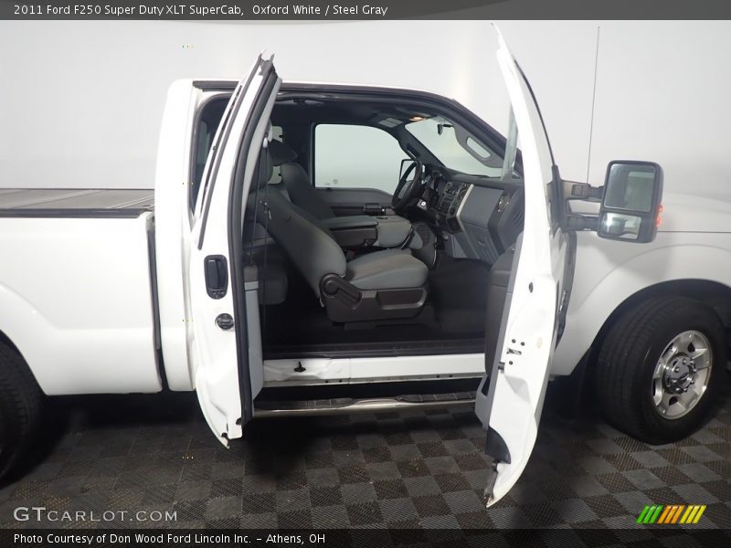 Oxford White / Steel Gray 2011 Ford F250 Super Duty XLT SuperCab