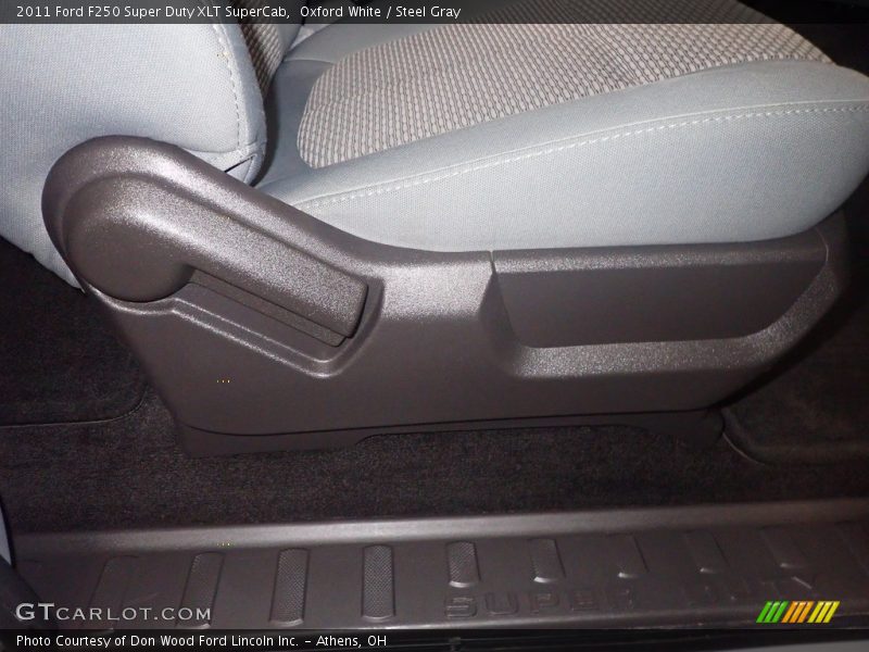 Oxford White / Steel Gray 2011 Ford F250 Super Duty XLT SuperCab