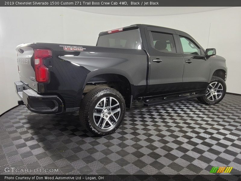 Black / Jet Black 2019 Chevrolet Silverado 1500 Custom Z71 Trail Boss Crew Cab 4WD