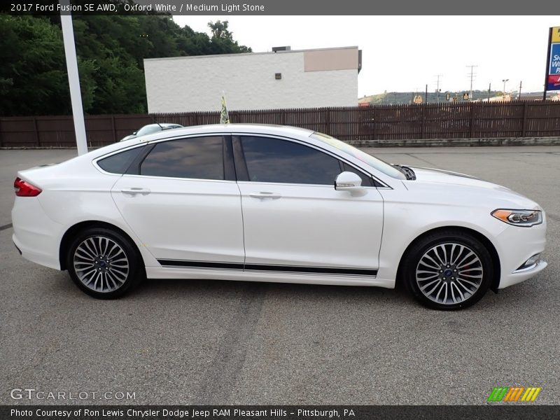 Oxford White / Medium Light Stone 2017 Ford Fusion SE AWD