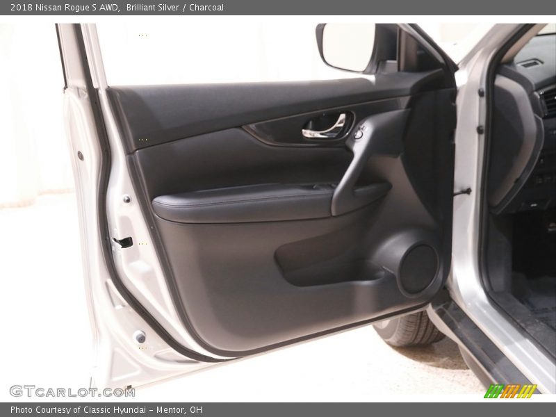 Brilliant Silver / Charcoal 2018 Nissan Rogue S AWD