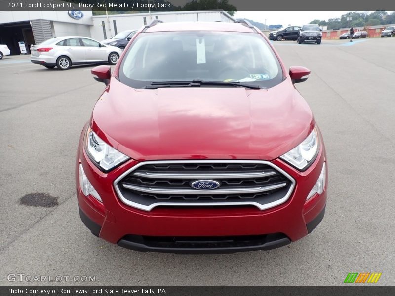 Ruby Red Metallic / Ebony Black 2021 Ford EcoSport SE