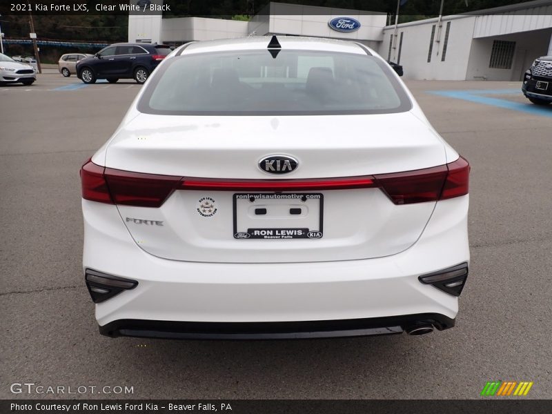 Clear White / Black 2021 Kia Forte LXS