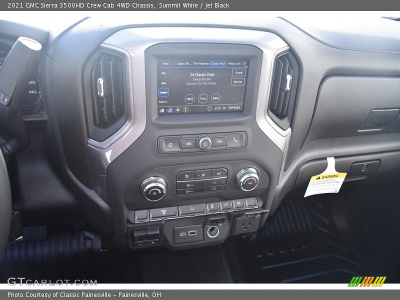 Summit White / Jet Black 2021 GMC Sierra 3500HD Crew Cab 4WD Chassis