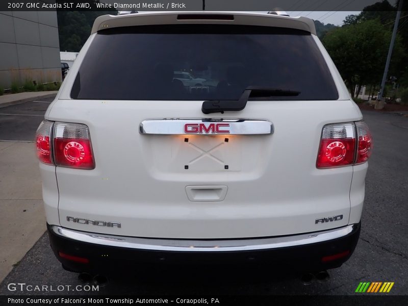 White Diamond Metallic / Brick 2007 GMC Acadia SLT AWD