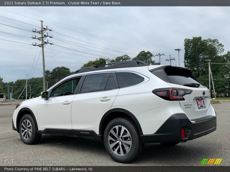 Crystal White Pearl / Slate Black 2022 Subaru Outback 2.5i Premium