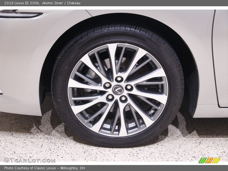  2019 ES 300h Wheel
