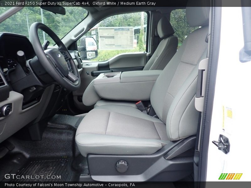 Front Seat of 2021 F250 Super Duty XL SuperCab 4x4