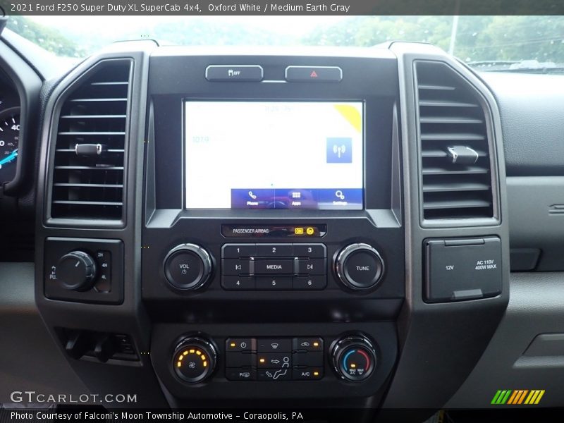 Controls of 2021 F250 Super Duty XL SuperCab 4x4