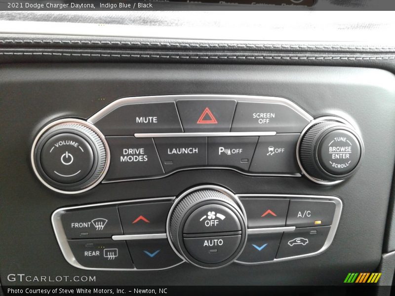 Controls of 2021 Charger Daytona