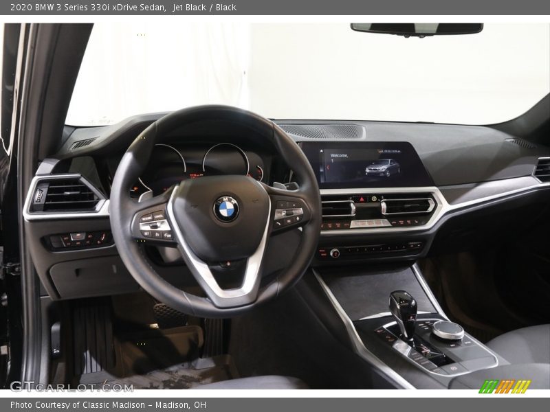 Jet Black / Black 2020 BMW 3 Series 330i xDrive Sedan