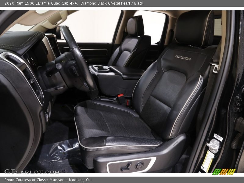 Diamond Black Crystal Pearl / Black 2020 Ram 1500 Laramie Quad Cab 4x4