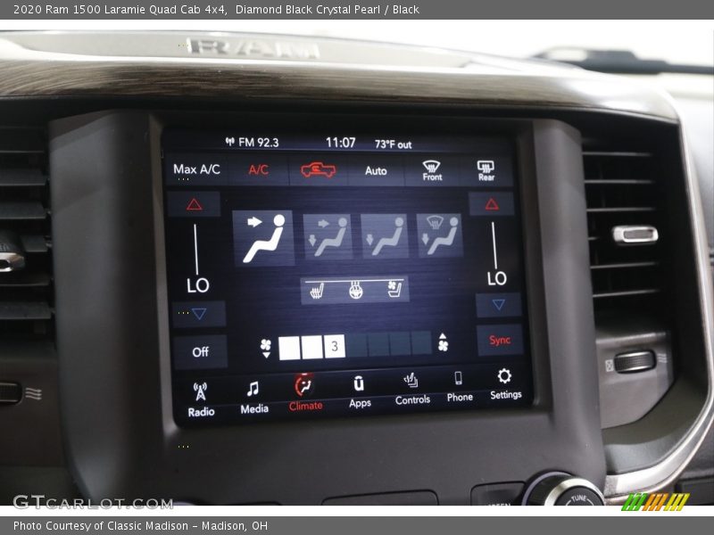 Diamond Black Crystal Pearl / Black 2020 Ram 1500 Laramie Quad Cab 4x4