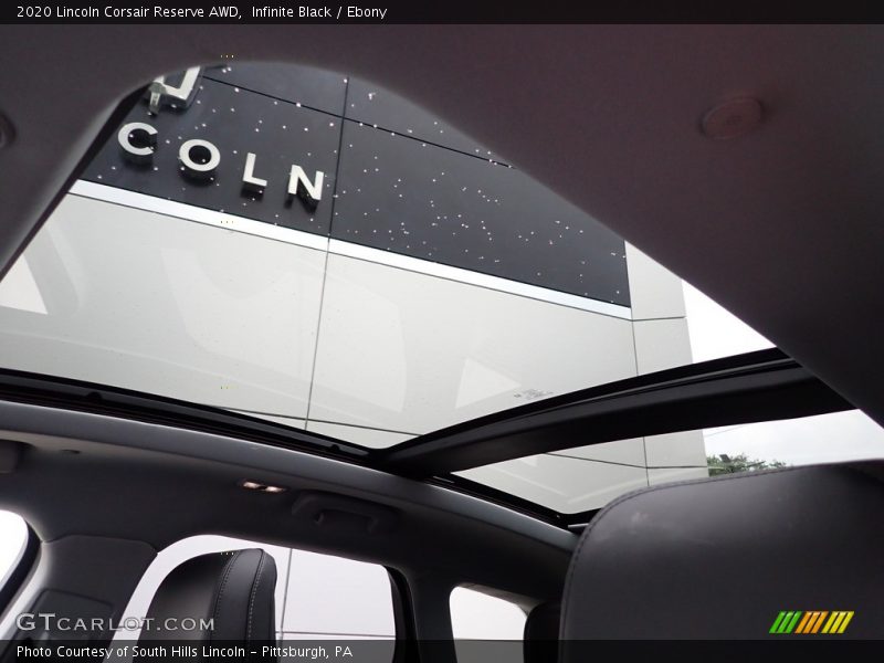 Infinite Black / Ebony 2020 Lincoln Corsair Reserve AWD