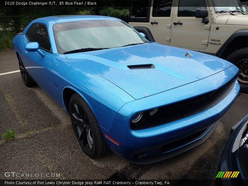 B5 Blue Pearl / Black 2018 Dodge Challenger R/T