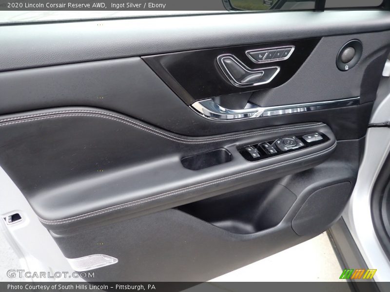 Door Panel of 2020 Corsair Reserve AWD