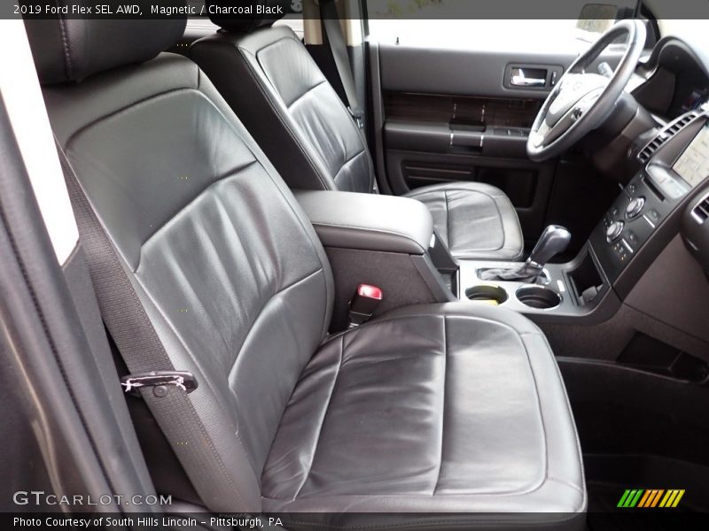 Front Seat of 2019 Flex SEL AWD