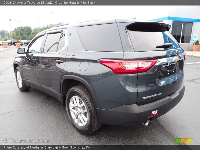 Graphite Metallic / Jet Black 2018 Chevrolet Traverse LT AWD