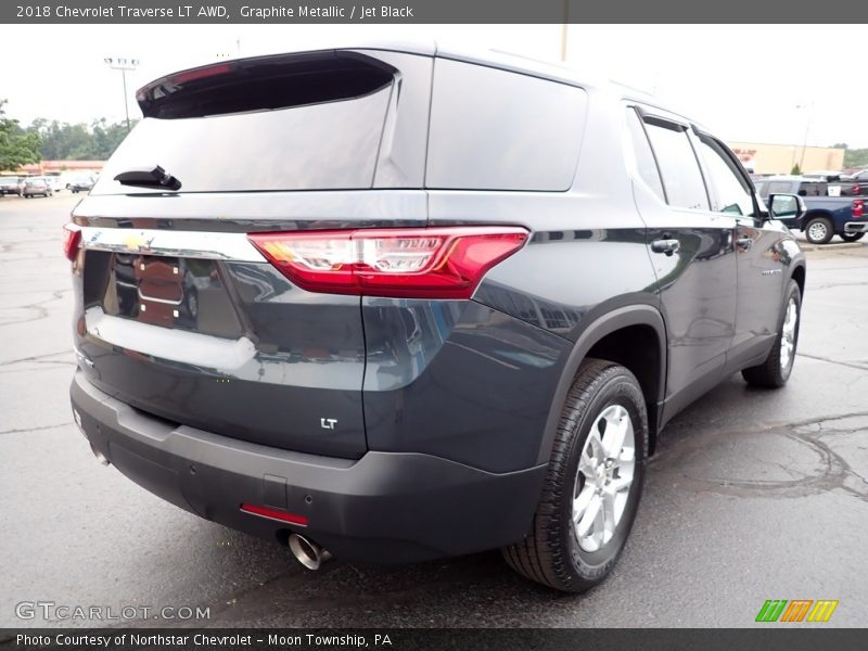 Graphite Metallic / Jet Black 2018 Chevrolet Traverse LT AWD