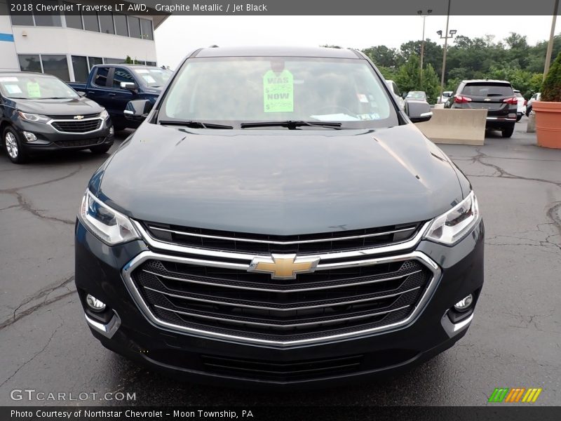 Graphite Metallic / Jet Black 2018 Chevrolet Traverse LT AWD