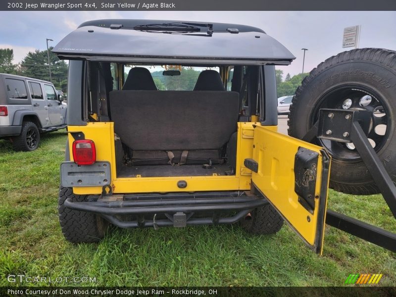 Solar Yellow / Agate Black 2002 Jeep Wrangler Sport 4x4