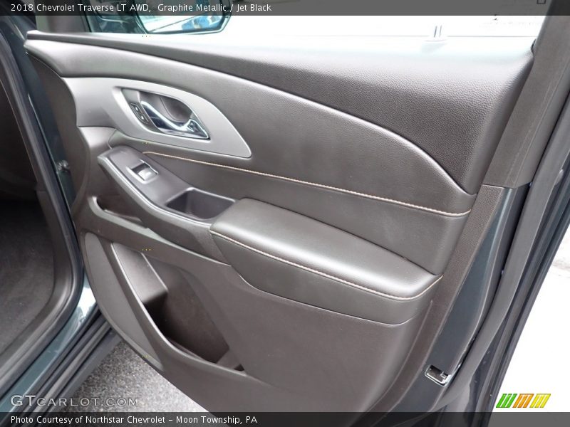 Graphite Metallic / Jet Black 2018 Chevrolet Traverse LT AWD